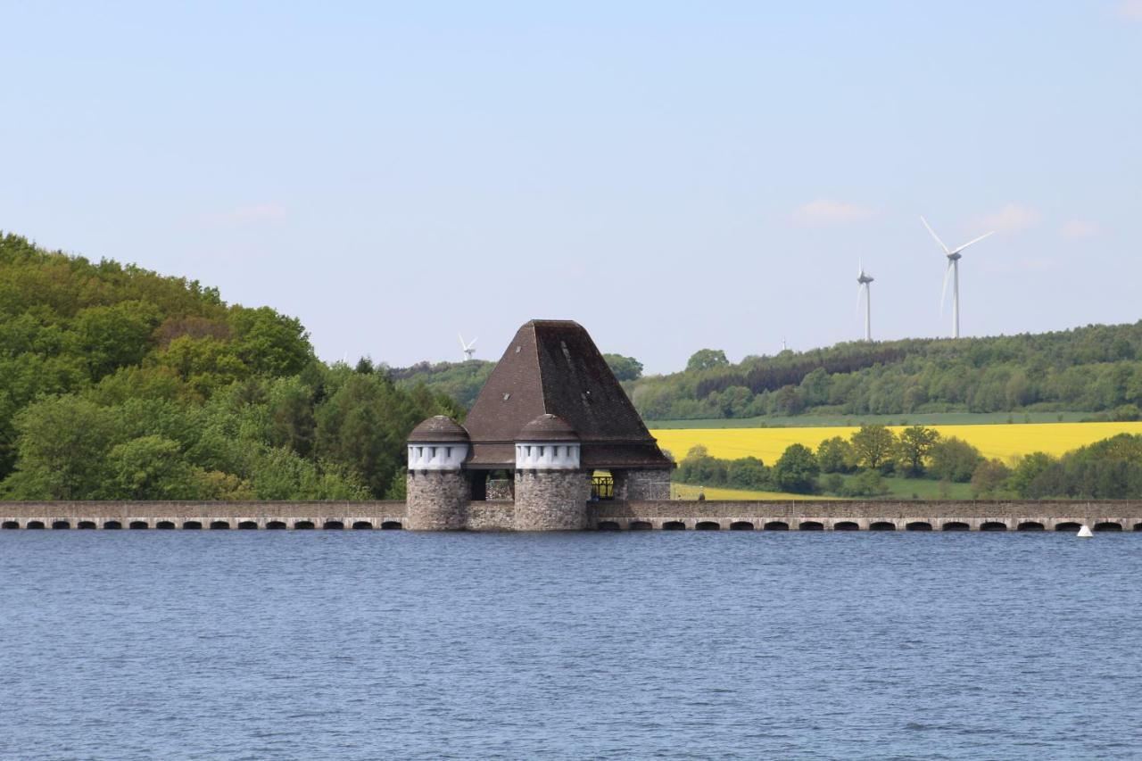 Ferienwohnung "Am Fischteich" Möhnesee Exteriör bild